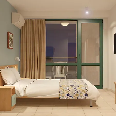 Sirena Hotel 3* ساني بيتش