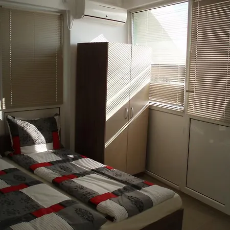 Sirena Hotel ساني بيتش