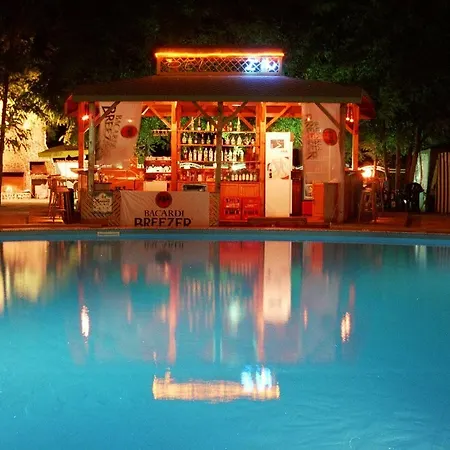 Sirena Hotel فندق